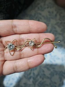 Floral Hair Pin with Rhinestones