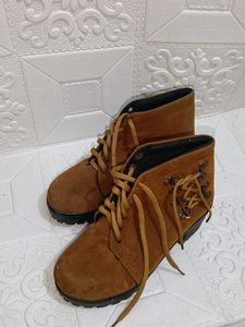 Stylish Brown Suede Lace-Up Boots