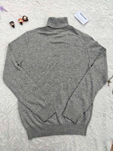 Polham turtle neck