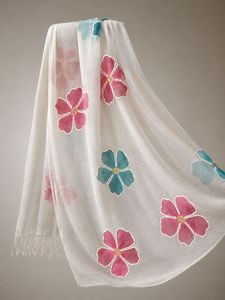 Handpainted Floral Dupatta 🤍