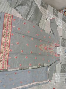 Embroidered Grey Kurta with Dupatta
