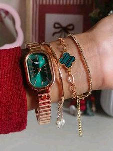 Elegant Green Dial Watch with Bracelets