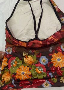 Vibrant Floral Print Sleeveless Top