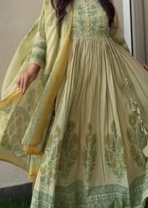 Beautiful Anarkali Kurta Set
