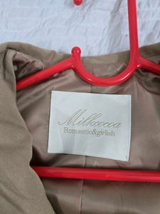 Stylish Khaki Trench Coat bust 36