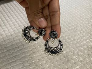 Chandbali Black Stone White Pearls Earring
