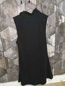 Sleek Black Sleeveless Mini Dress
