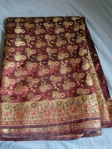 Elegant Ethnic Saree only one time used With Blaus