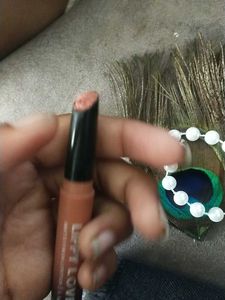 Lippy Love Matte Finish Lipstick 💄