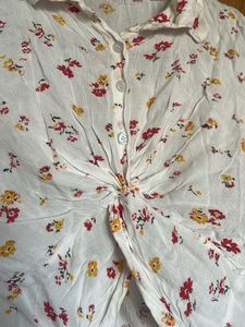 Boho Twist Front Floral Crop Shirt