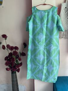Green &amp; Blue Tie-Dye Cold Shoulder Kurta