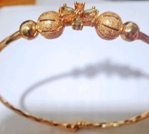 stone floral golden adjustable bracelet