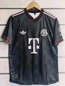 Adidas Bayern Munich T-Shirt(Kane)