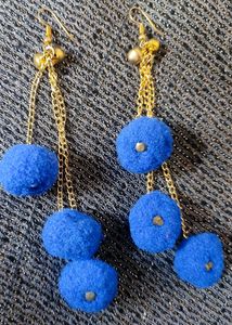 Pom  Long Earrin