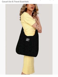 Stylish Black Tote Bag for Everyday