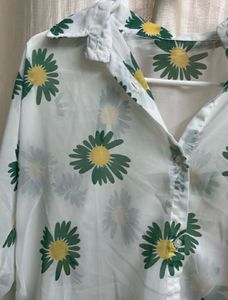 set of 2 cloths 1 top nd shirt