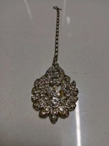 Stunning Maang Tikka with Rhinestones