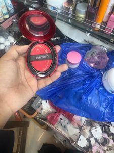TIRTIR Red Cushion Compact