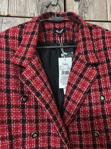 Chic Red Tweed blazer