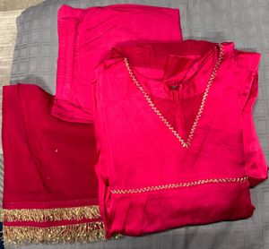 Vibrant Pink Kurta Set with Organza dupatta