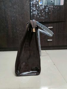 Classic Crocodile Texture Handbag