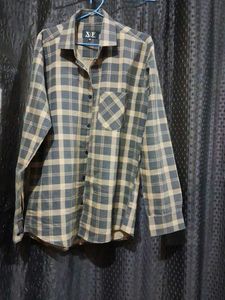 Men's Classic Plaid Button-Up Shirt
