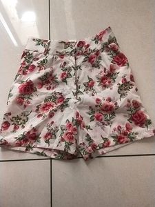 Flower Print Short
