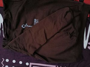 women sweatshirt