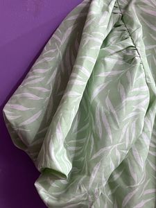 Light Green Leaf Print Puff Sleeve Blouse