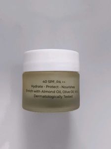 UV Doux Lip Lightening Balm
