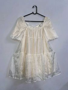 Cream Puff Sleeve Tiered Top