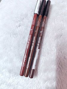 MARS Matte Liner | One Swipe Smooth Application |