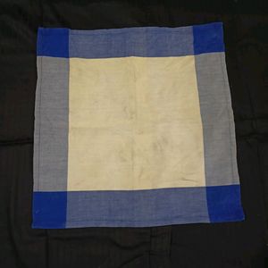 2 Table Cloth