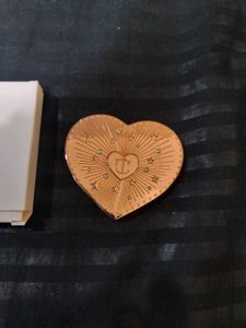 Charlotte Tilbury Heart Mirror