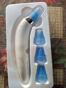 Pore Cleaning Device with Vacuum Action