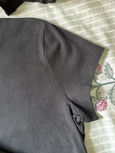 Uniqlo T-Shirt