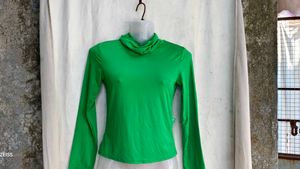 15810. Vibrant Green Turtleneck Top