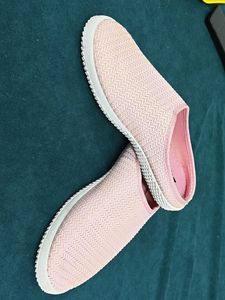 Light Pink Flat Shoes 🩷