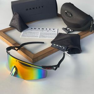 Trending Oakley Sunglasses