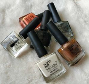Nail Polish Bundle - 6 Colors!