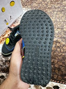 New Unisex Shoes For Children Age 3/4 Years