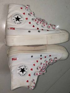 white sneakers 🎀