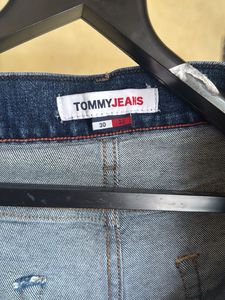 NEW!Fresh!ORIGINAL Tommy Hilfiger Dark Wash Jeans