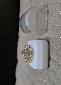 Sparkling Crown Ring