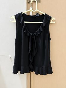 Chic Black Sleeveless Ruffle Top