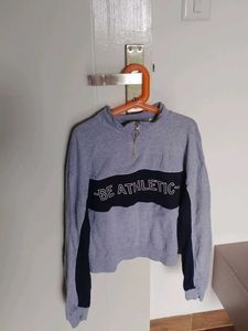 Grey Cropped "BE ATHLETIC" Sweatshirt