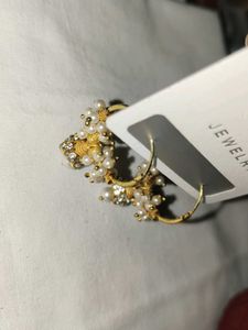 Pearl Jhumka Earrings -Gold Fashion