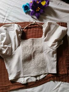 Beige Puff Sleeve zipped top