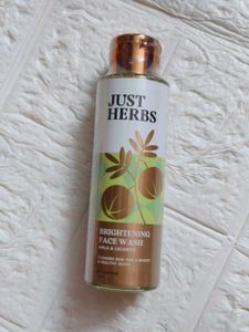 JUST HERBS Brightening Face Wash