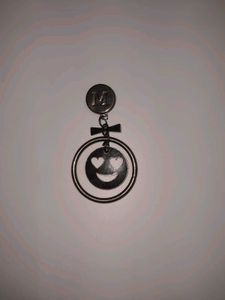 Brooches,buttons